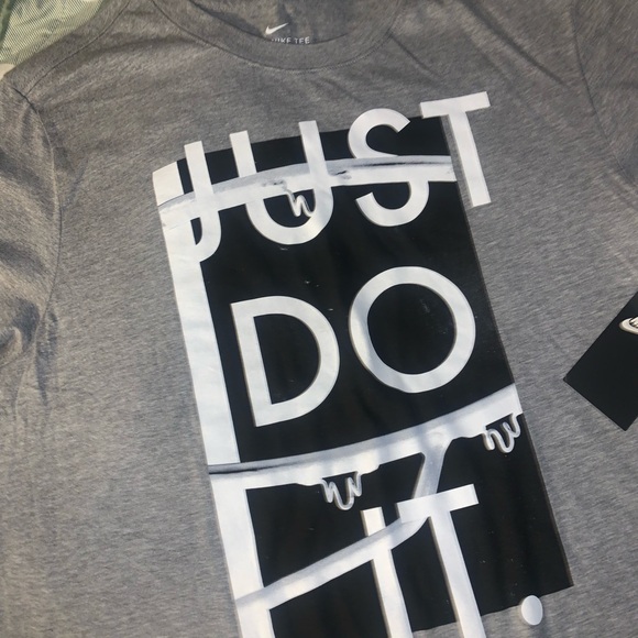 Nike Gray Just Do It Men's Shirt - Picture 4 of 7